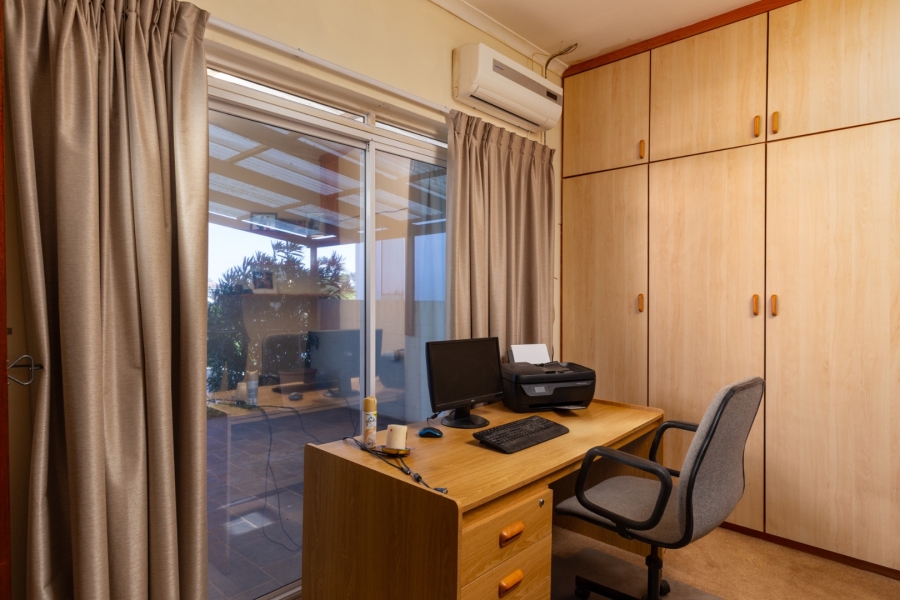 4 Bedroom Property for Sale in Port Owen Western Cape